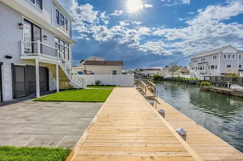 3681 Naomi Street Seaford NY 11783