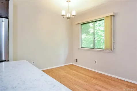 96 Molly Pitcher Lane Yorktown Heights NY 10598