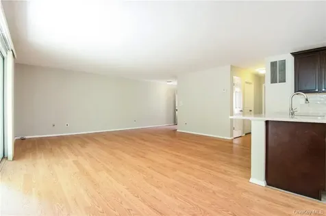 96 Molly Pitcher Lane Yorktown Heights NY 10598