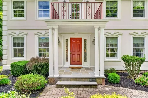 7 Pellbridge Drive Hopewell Junction NY 12533