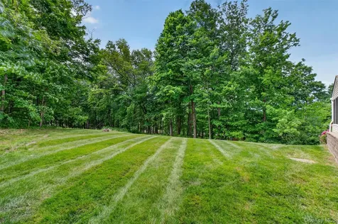 7 Pellbridge Drive Hopewell Junction NY 12533