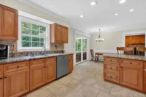 7 Pellbridge Drive Hopewell Junction NY 12533