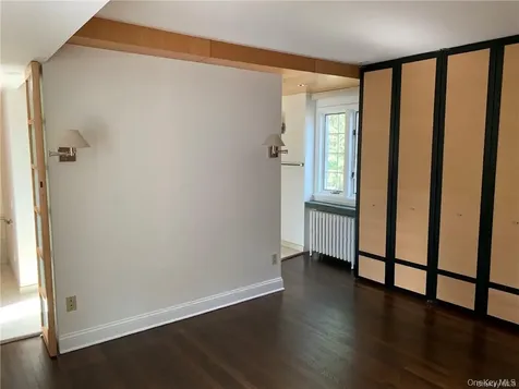 18 Chestnut Avenue Pelham NY 10803
