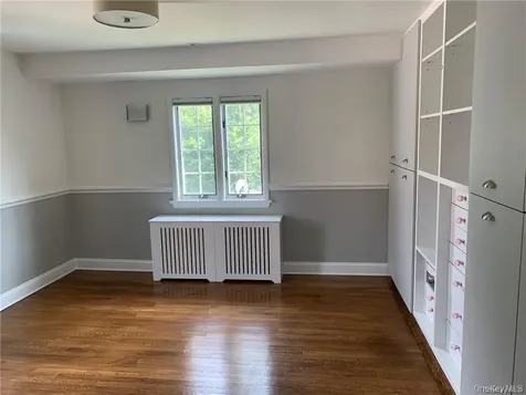 18 Chestnut Avenue Pelham NY 10803