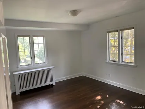 18 Chestnut Avenue Pelham NY 10803
