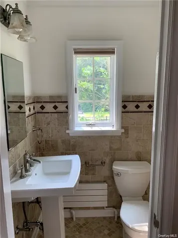 18 Chestnut Avenue Pelham NY 10803