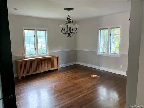 18 Chestnut Avenue Pelham NY 10803