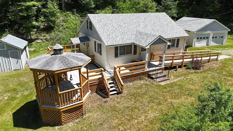 441 County Road 94 Hankins Hankins NY 12741