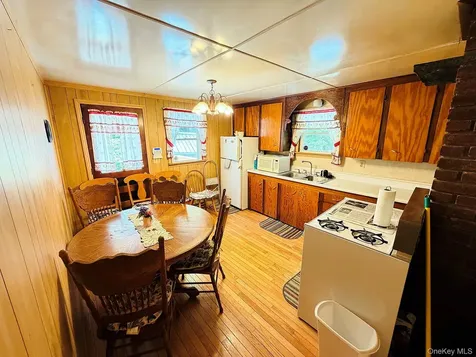441 County Road 94 Hankins Hankins NY 12741