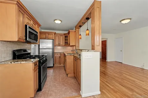 60 Manville Road Pleasantville NY 10570