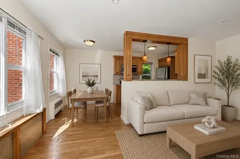 60 Manville Road Pleasantville NY 10570