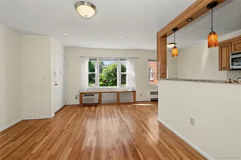 60 Manville Road Pleasantville NY 10570