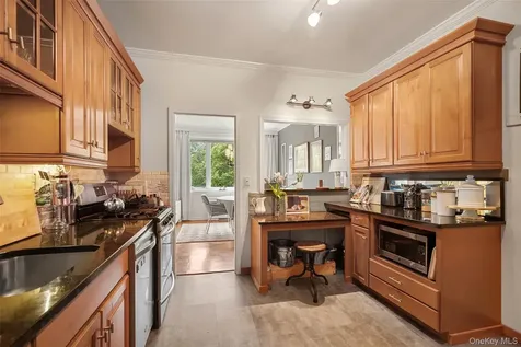 16 Rockledge Avenue Ossining NY 10562