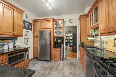 16 Rockledge Avenue Ossining NY 10562