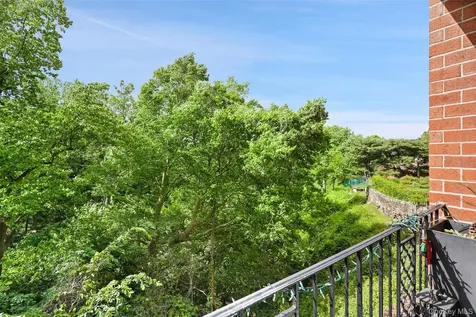 16 Rockledge Avenue Ossining NY 10562