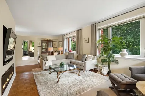 16 Rockledge Avenue Ossining NY 10562