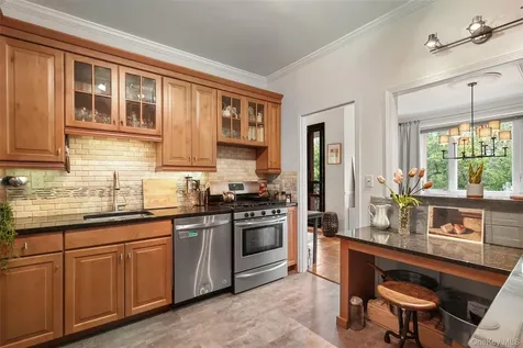 16 Rockledge Avenue Ossining NY 10562
