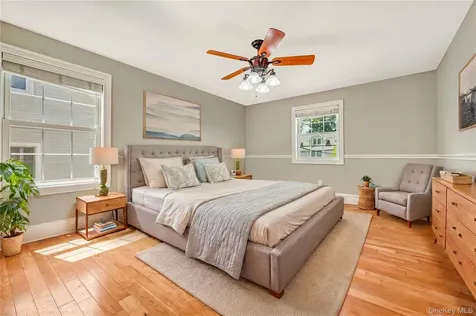 20 Woods Place Rockville Centre NY 11570