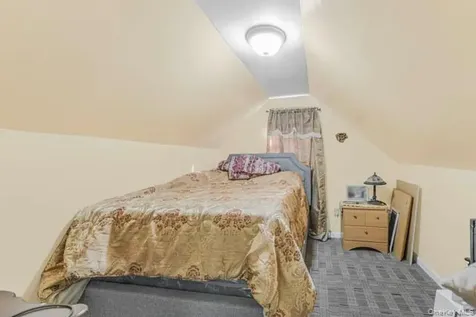 39 Nile Street Yonkers NY 10704