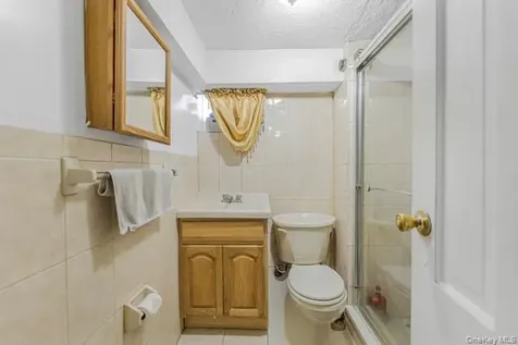 39 Nile Street Yonkers NY 10704