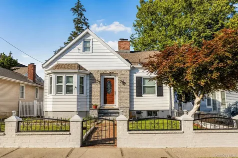 39 Nile Street Yonkers NY 10704