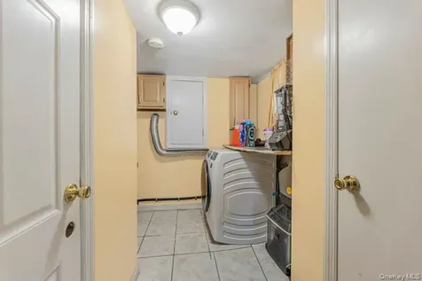 39 Nile Street Yonkers NY 10704