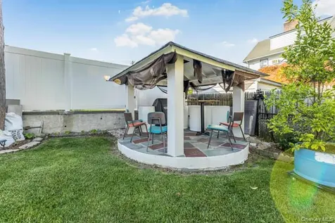 39 Nile Street Yonkers NY 10704