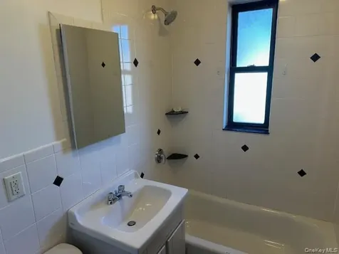 240 Alpine Place Eastchester NY 10707