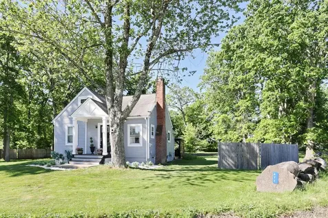 671 Route 211 W Middletown NY 10940