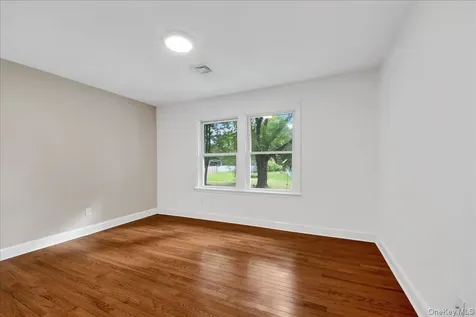 9 Hillside Close White Plains NY 10603
