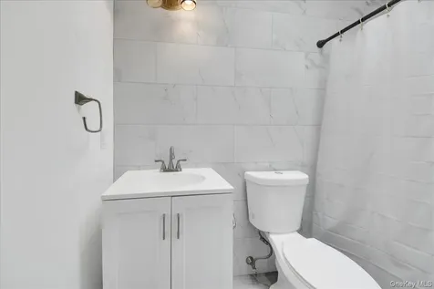 9 Hillside Close White Plains NY 10603