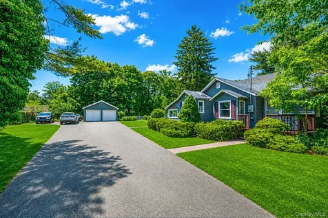 612 Blue Point Road Holtsville NY 11742