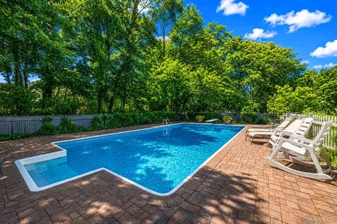 612 Blue Point Road Holtsville NY 11742