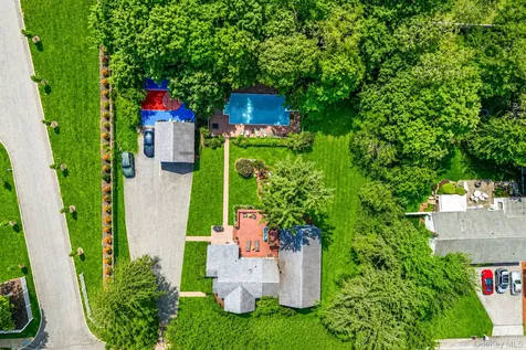 612 Blue Point Road Holtsville NY 11742