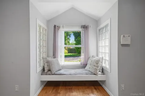 612 Blue Point Road Holtsville NY 11742