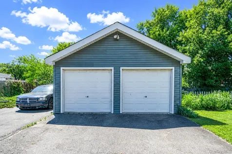 612 Blue Point Road Holtsville NY 11742