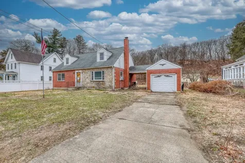34 Old Bedford Road Goldens Bridge NY 10526