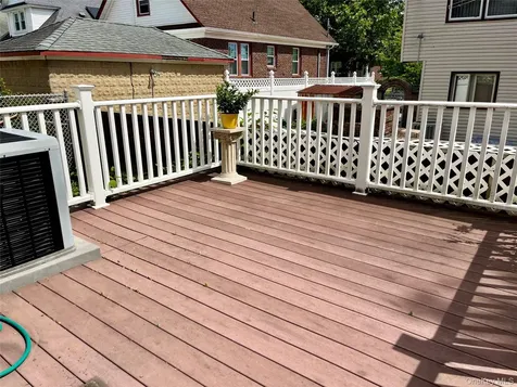 52 Houston Lane Staten Island NY 10302