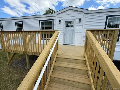 69 View Drive Pleasant Valley NY 12569