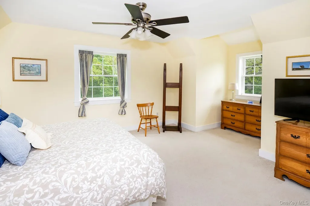 580 Oak Summit Road Millbrook NY 12545