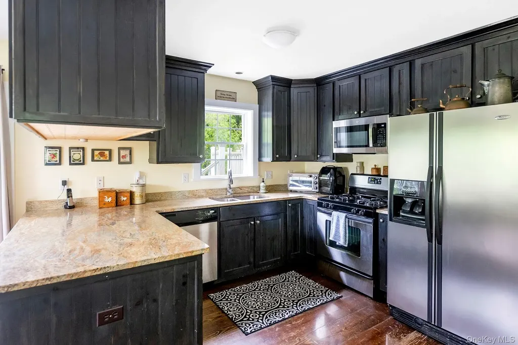 580 Oak Summit Road Millbrook NY 12545