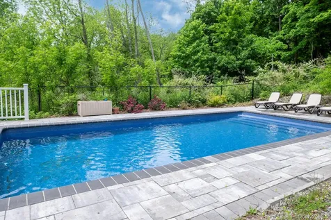 580 Oak Summit Road Millbrook NY 12545