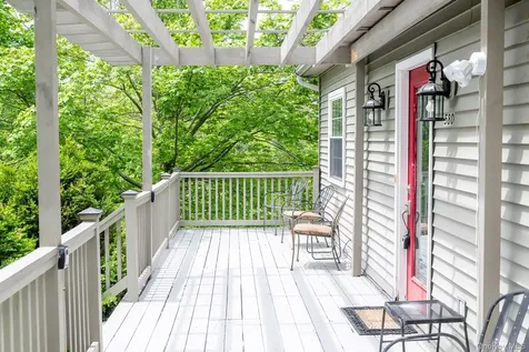 580 Oak Summit Road Millbrook NY 12545