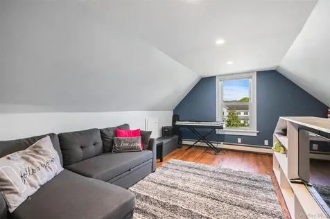 453 Old Post Road Bedford NY 10506