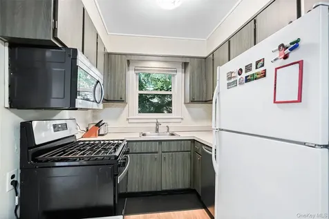 453 Old Post Road Bedford NY 10506