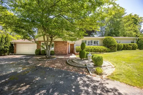 12 Lark Avenue White Plains NY 10607
