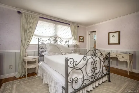 12 Lark Avenue White Plains NY 10607