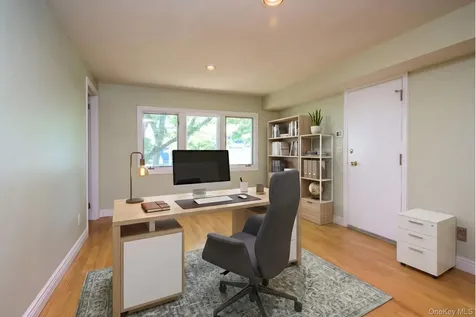 12 Lark Avenue White Plains NY 10607