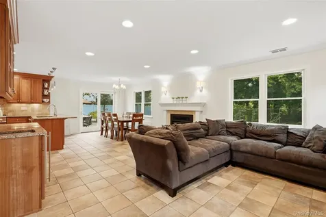 20 Lamesa Avenue Eastchester NY 10709