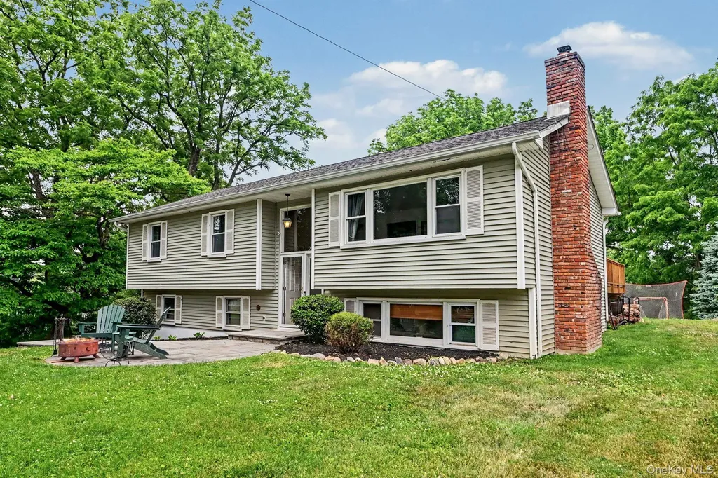 101 Dutch Street Montrose NY 10548